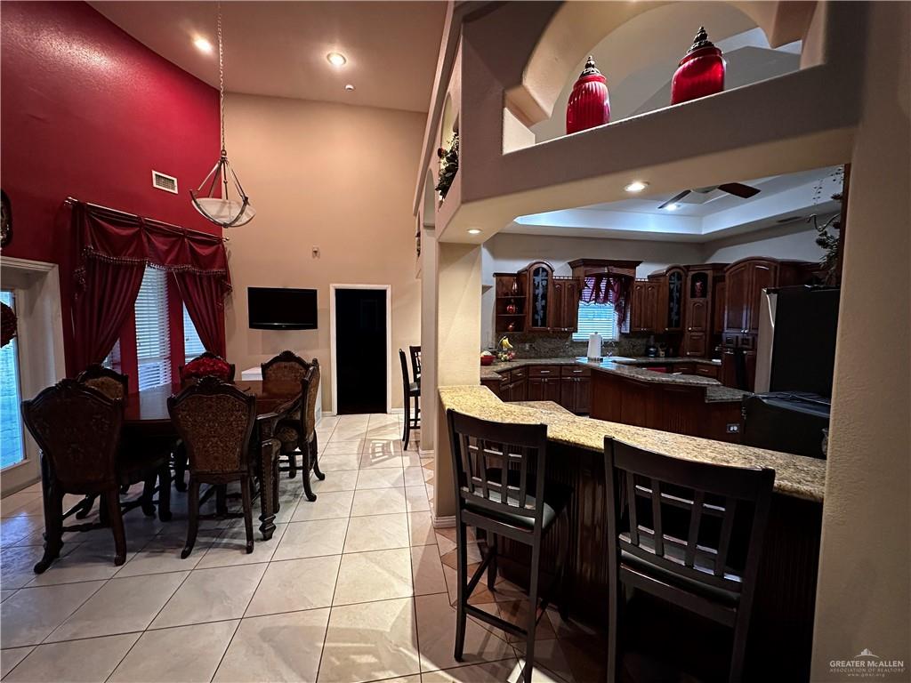 Photo 9 of 2705 Santa Laura Court