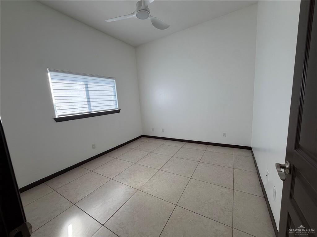 Photo 12 of 4217 Colbath Avenue #450B