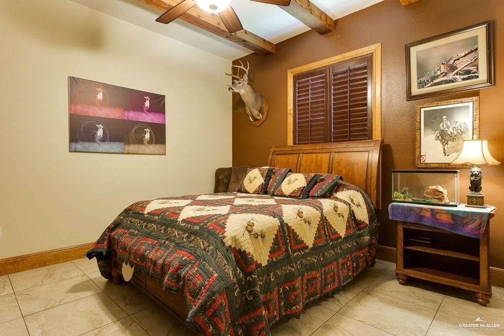 Photo 12 of 4105 Palmetto Palm Drive