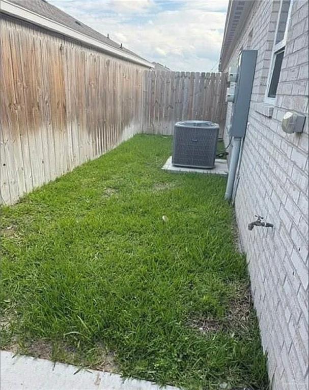 Photo 3 of 5909 Swallow Avenue #3