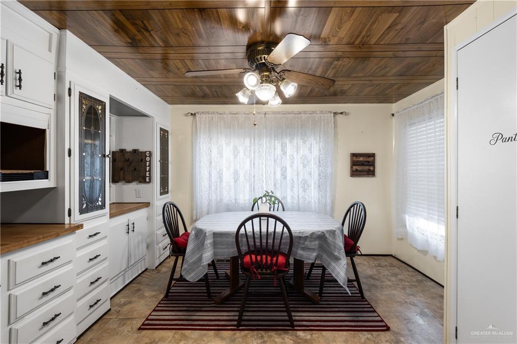 Photo 8 of 14606 Elm Street