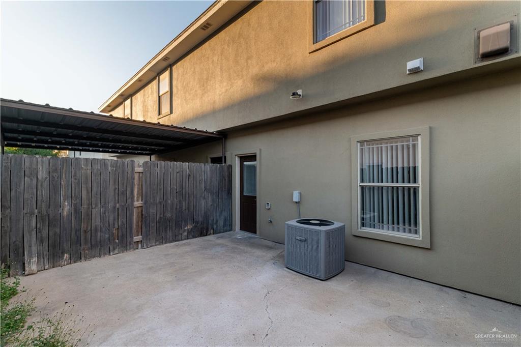 Photo 12 of 1307 Fig Avenue #B