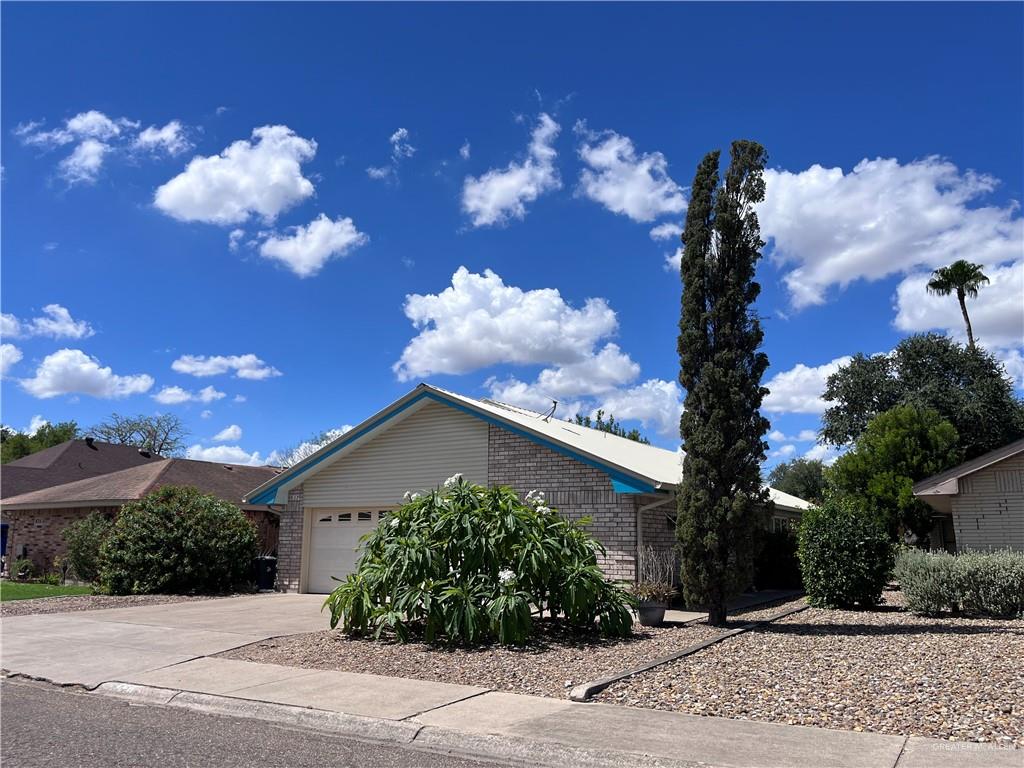 Single Family home at 837 Nada Drive, Alamo, Texas