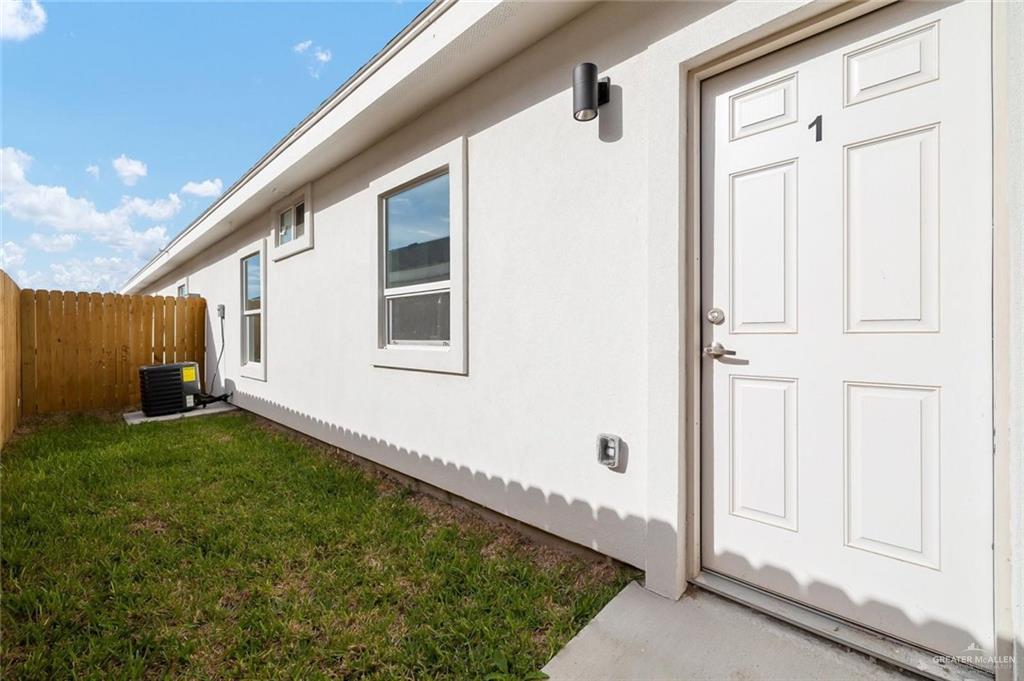 Photo 4 of 11019 36th Lane #2