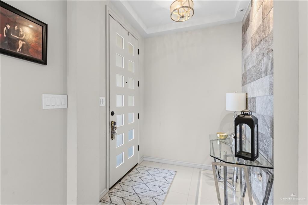 Photo 3 of 1511 Montecruz Street
