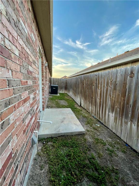 Photo 13 of 2605 Franklin Avenue #4
