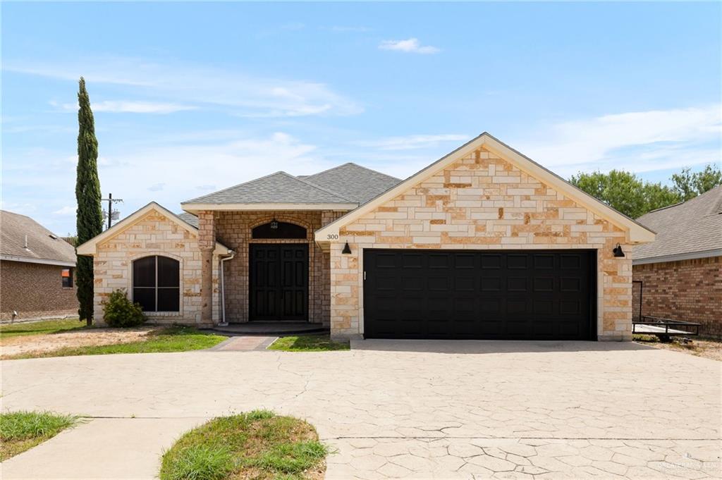 Photo 1 of 300 Diamond Street, La Joya