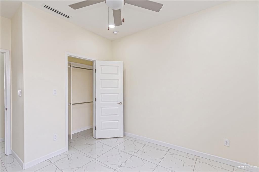 Photo 7 of 2609 Hilltop Avenue