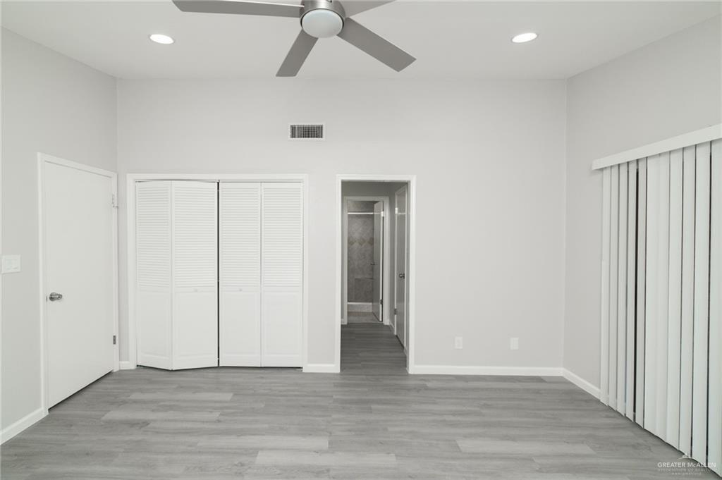 Photo 13 of 917 Blue Bonnett Drive