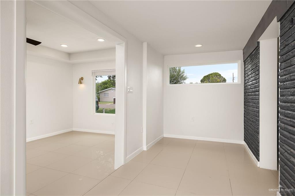 Photo 9 of 1110 Berry Street
