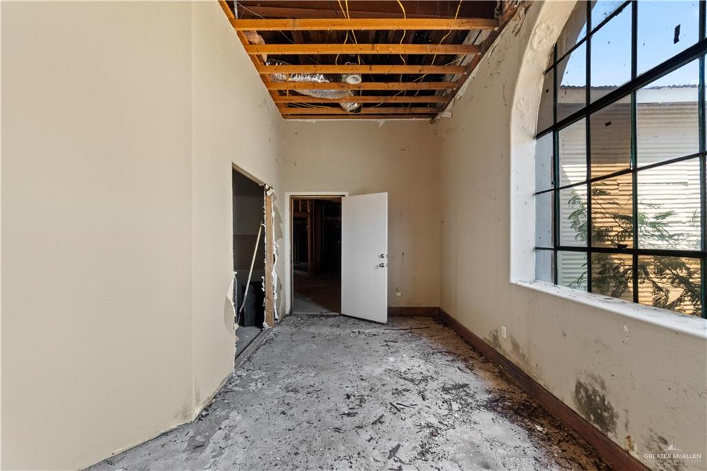 Photo 3 of 100 2nd Street