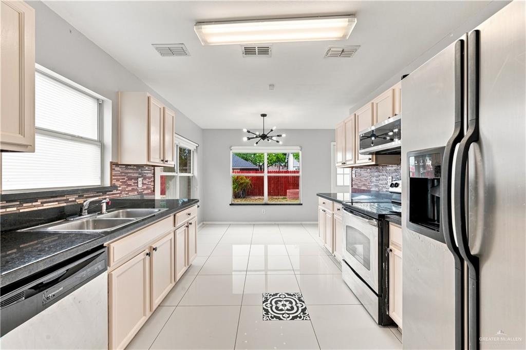 Photo 13 of 3305 San Esteban Street