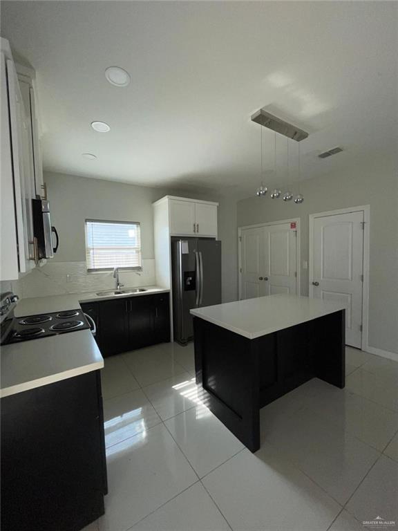 Photo 5 of 208 Rutherford Avenue #2