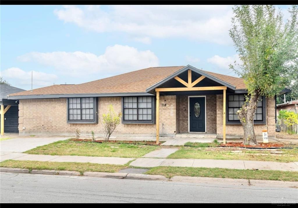 Single Family home at 118 25th Street, McAllen, Texas