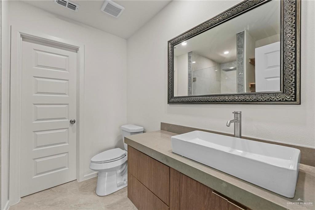 Photo 10 of 227 Valencia Drive