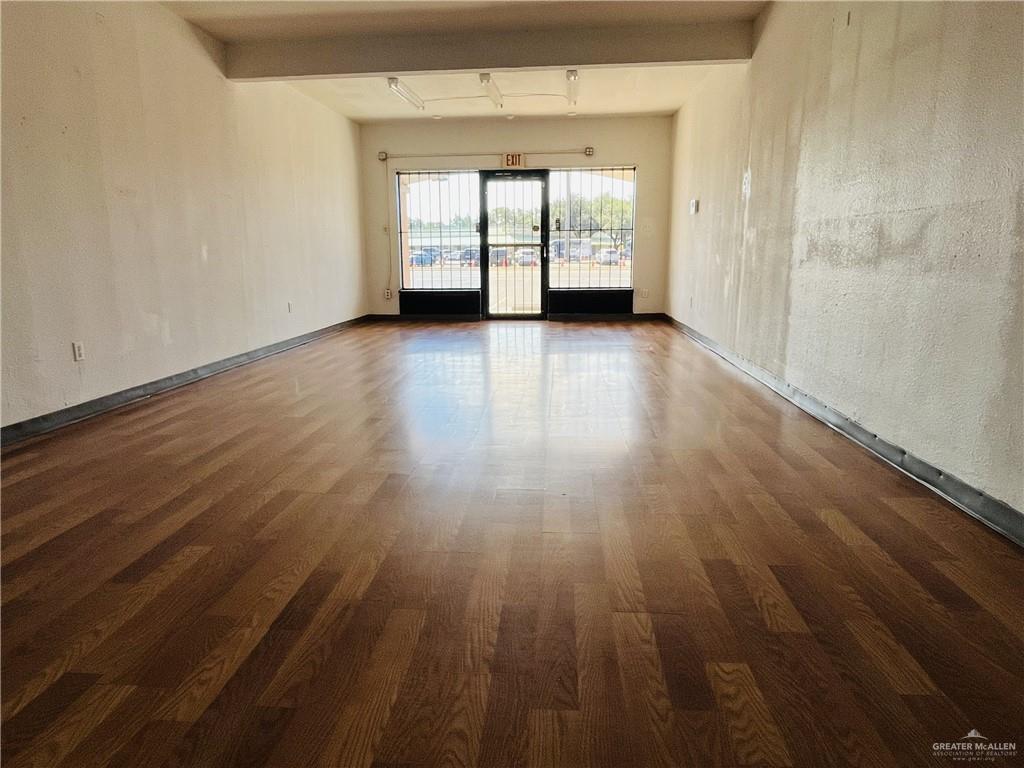 Photo 5 of 2536 Pecan Boulevard