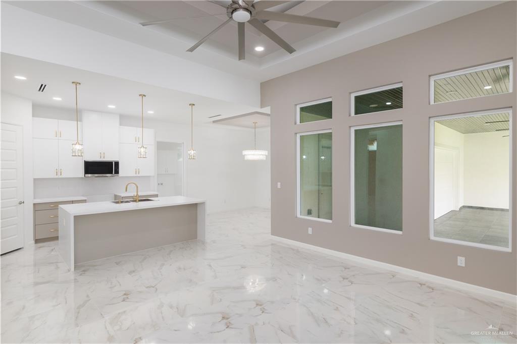 Photo 8 of 1735 Sevilla Street