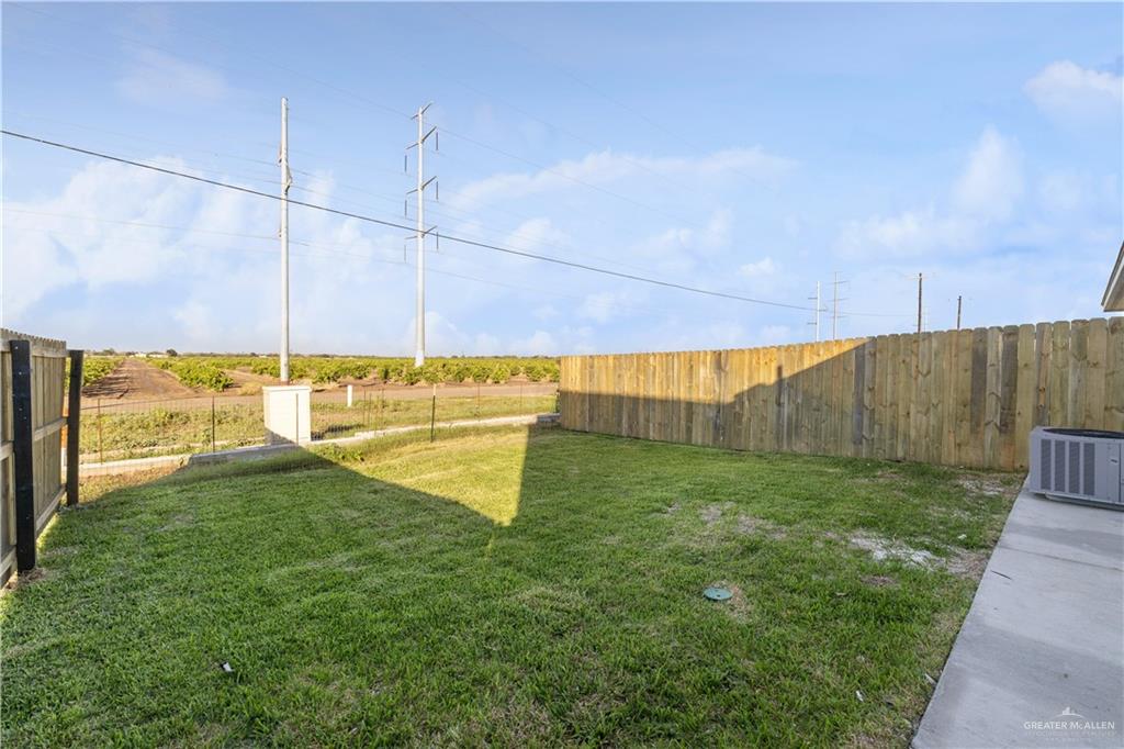 Photo 13 of 1324 Abesam Avenue
