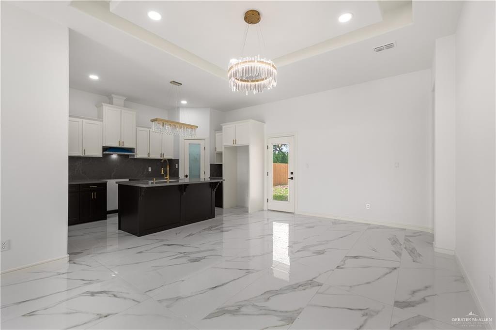 Photo 3 of 10113 Espada Drive