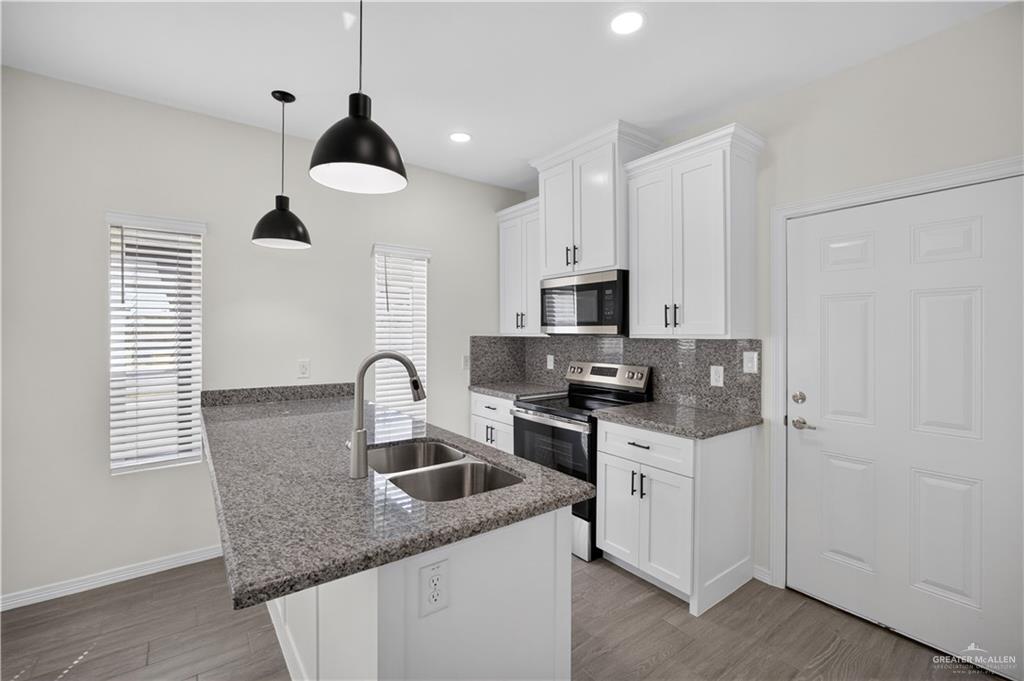 Photo 10 of 409 Alexandrite Avenue #1