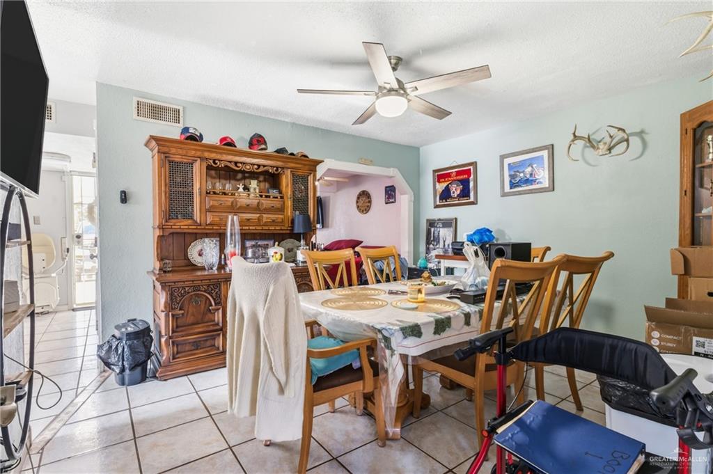 Photo 15 of 2124 Hawk Avenue