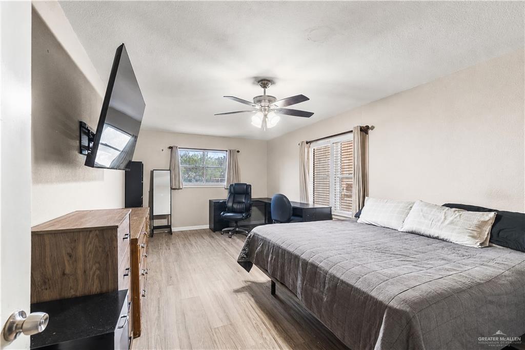 Photo 17 of 490 McCullough Street