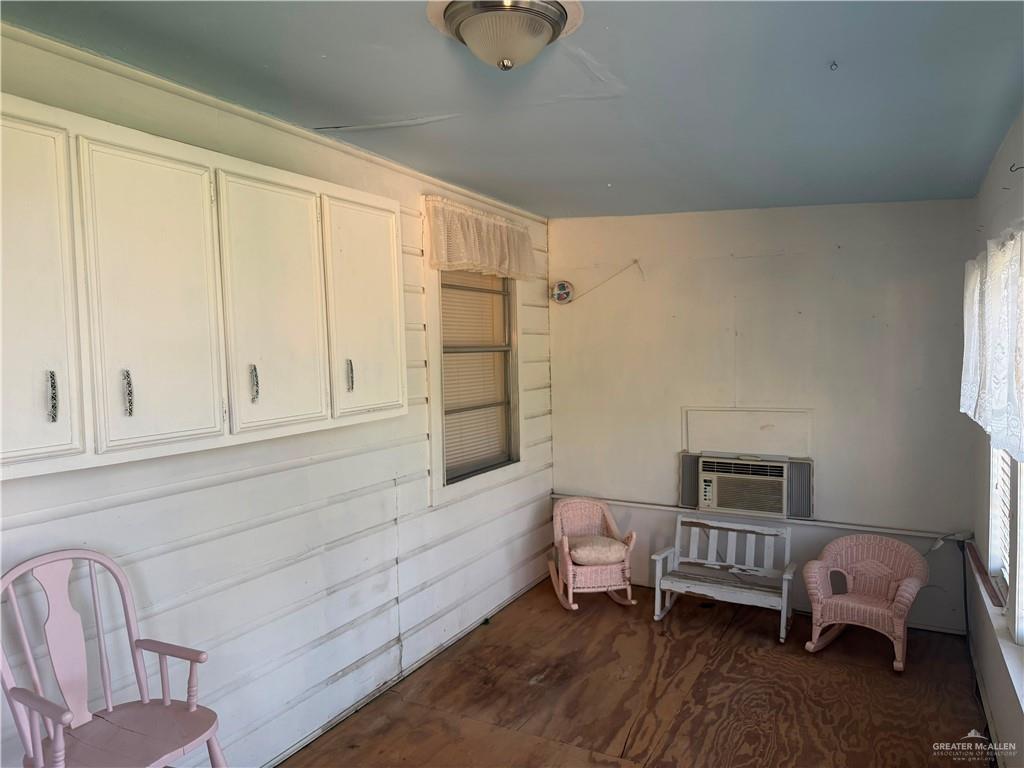 Photo 13 of 1520 7th Street