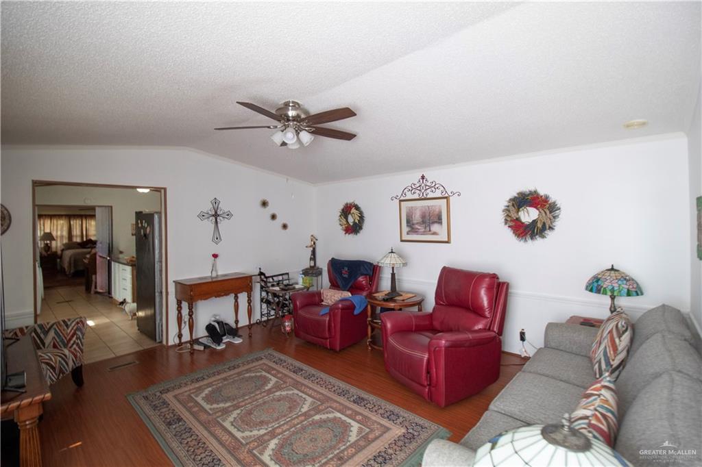 Photo 4 of 3126 San Jacinto Drive