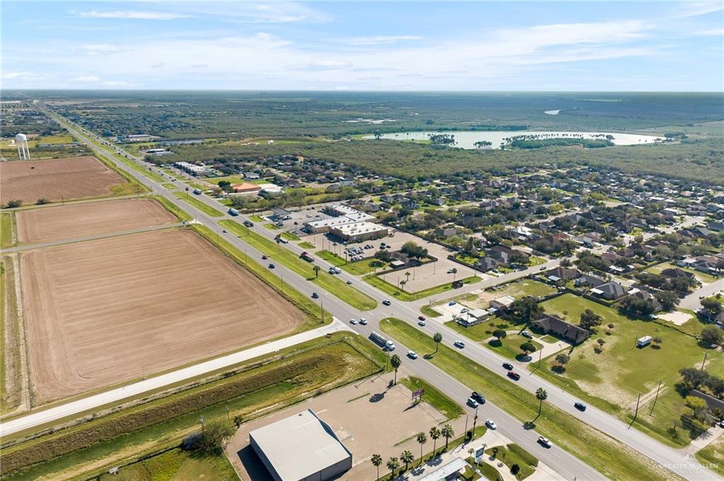 Photo 8 of 704 Expressway 83