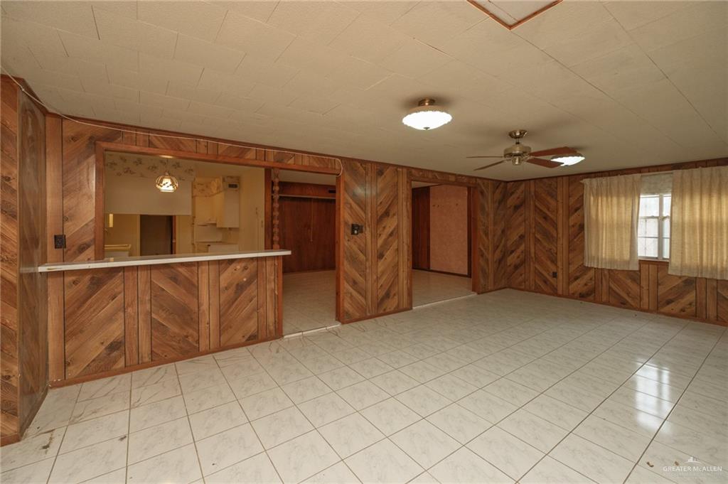 Photo 5 of 719 Walnut Avenue