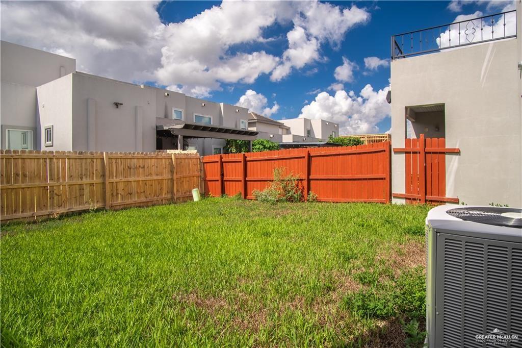Photo 18 of 2310 Corales Street