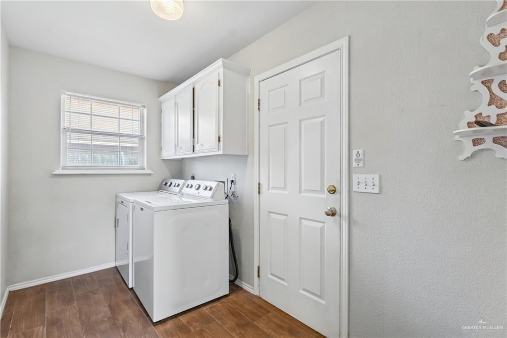 Photo 17 of 4700 Kendlewood Avenue
