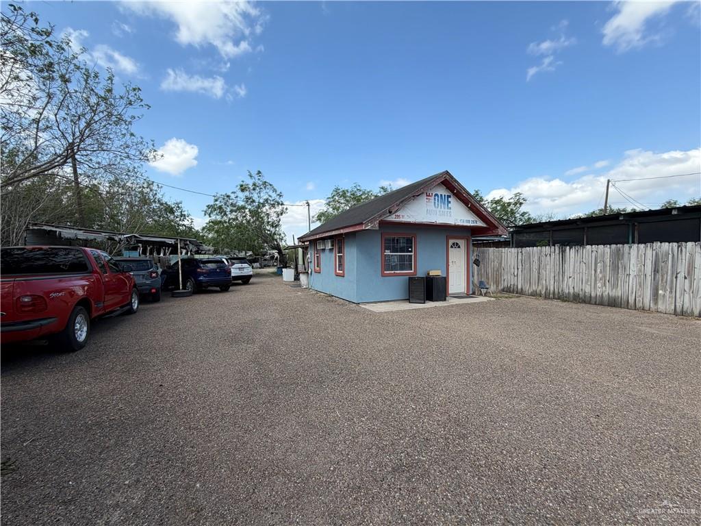 Photo 3 of 206 Dicker Drive